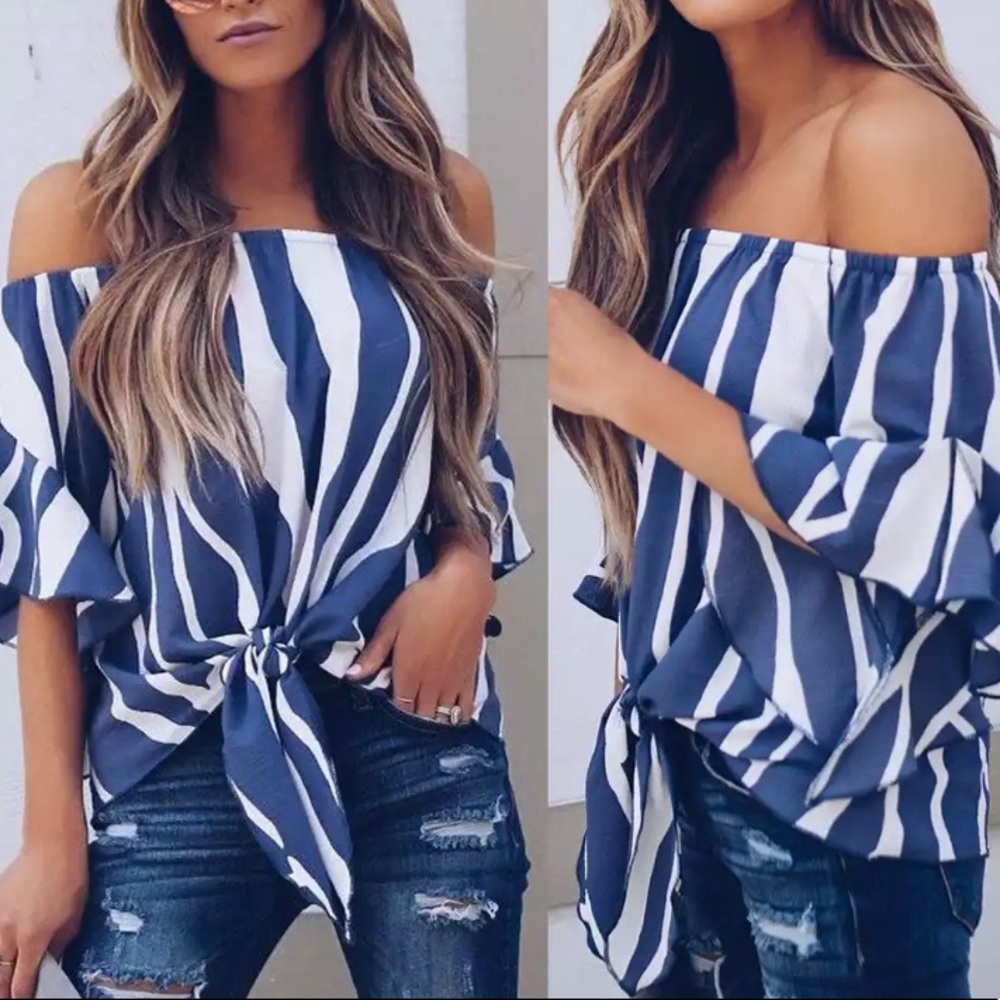 - - ✳️1 HOUR SALE✳️
 Stripe Top Blue Stripes… - Picture 2 of 4